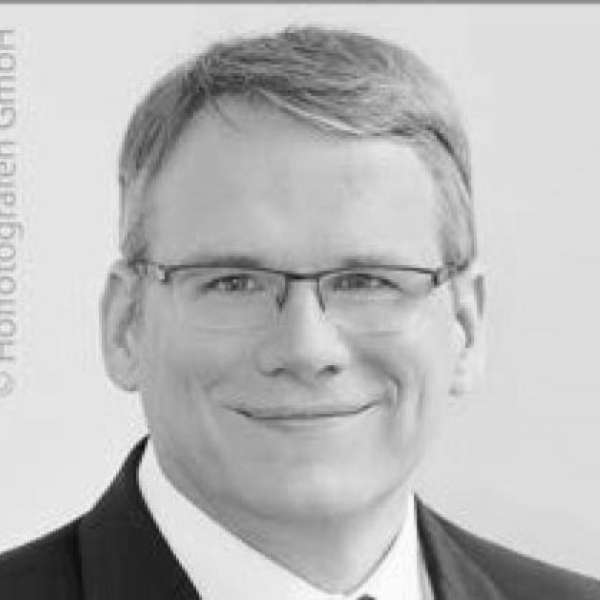 Dr. Martin Vogt